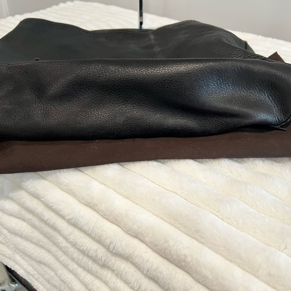 💯 Pre-loved Gucci Bucket Bag - Picture 5 of 10